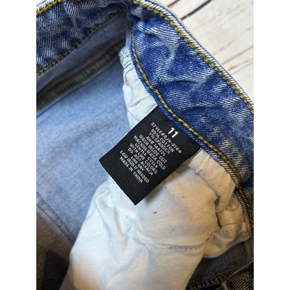 American Bazi Distressed Women’s Jeans Size 11 Distressed Jeans - Picture 4 of 12